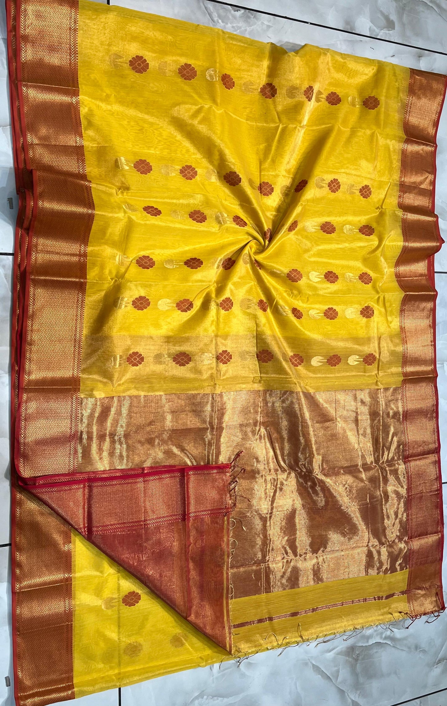 MAHESHWARI HANDWOVEN TISSUE FLOWER BUTA ALL OVER YELLOW SAREE