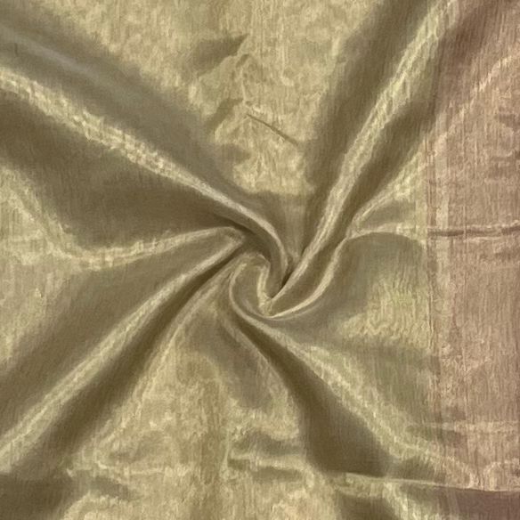 Maheshwari Handwoven Tissue Twisting Golden Zari Saree