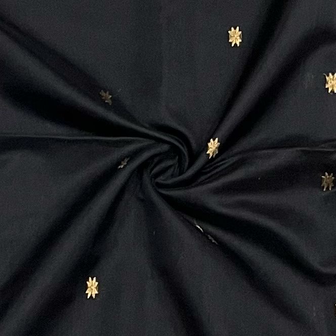MAHESHWARI HANDWOVEN STAR BUTI SAREE
