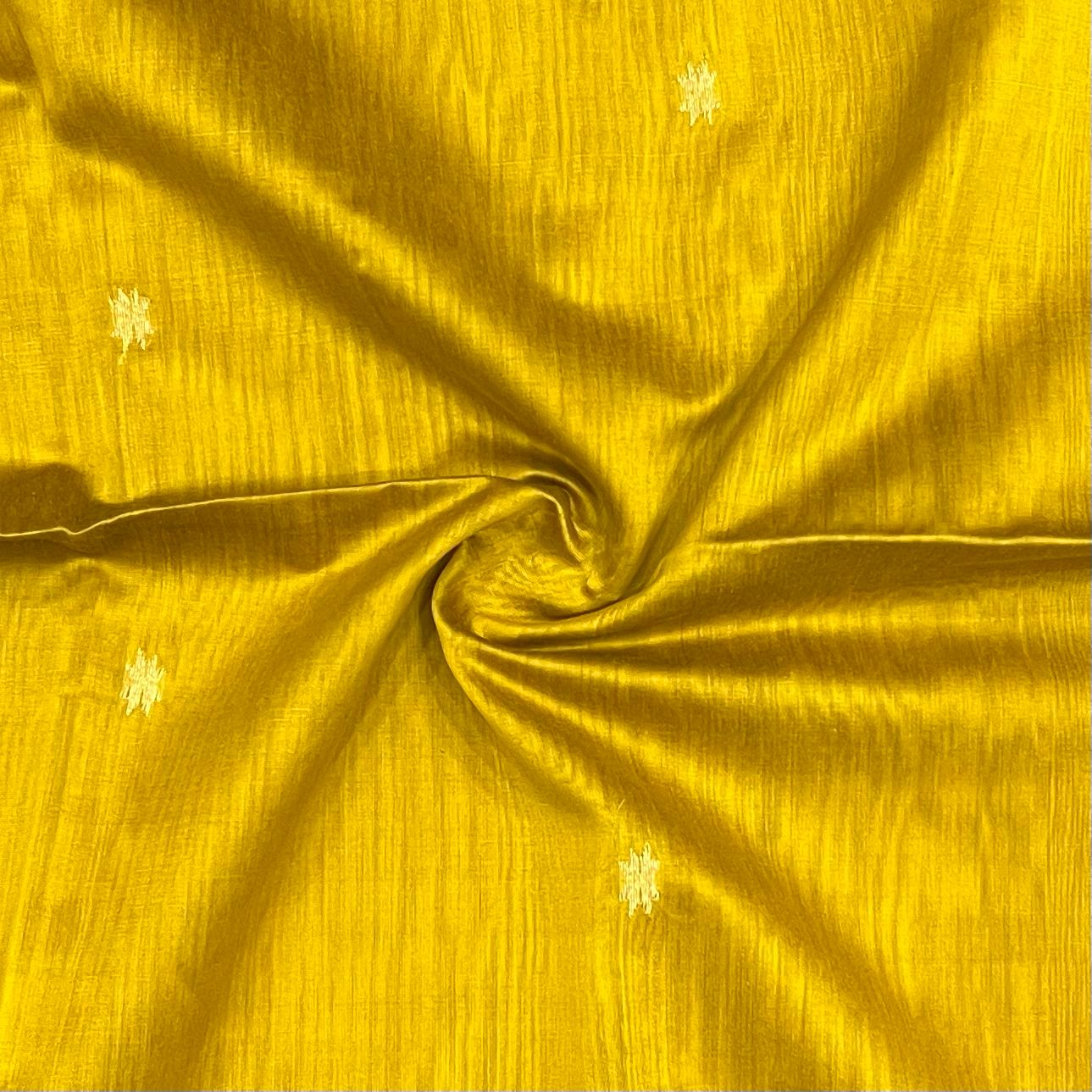 MAHESHWARI HANDWOVEN STAR BUTI SAREE