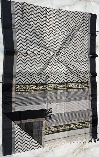 MAHESHWARI HANDWOVEN WHITE HANDBLOCK PRINT SAREE