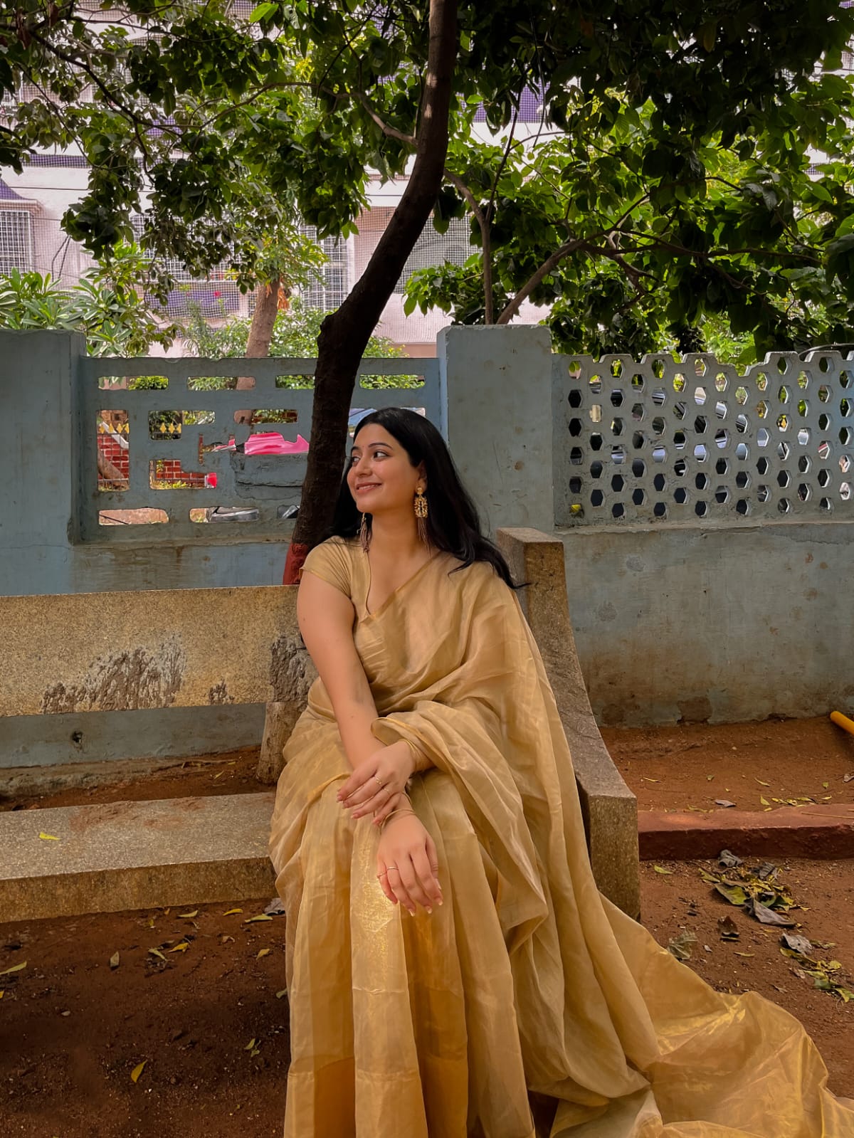 MAHESHWARI HANDWOVEN TISSUE PAIPIN SAREE
