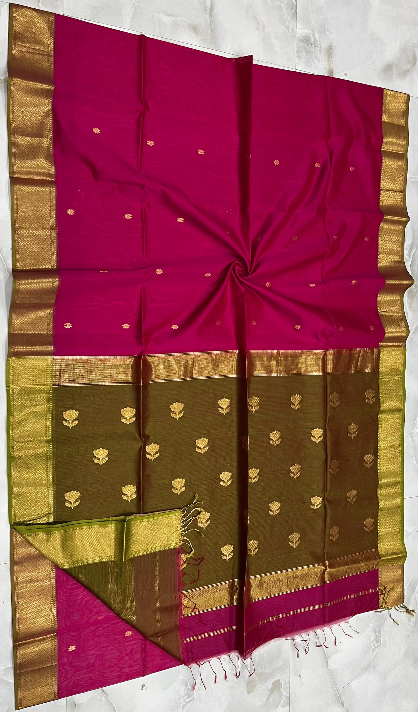 MAHESHWARI HANDWOVEN LOTUS PALLU RANI SAREE