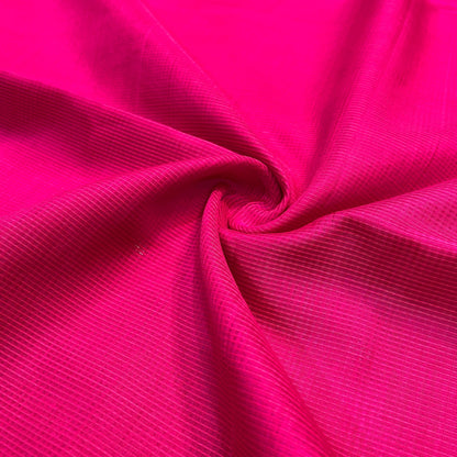 Maheshwari Handwoven Mohina Checks Rani Colour Saree