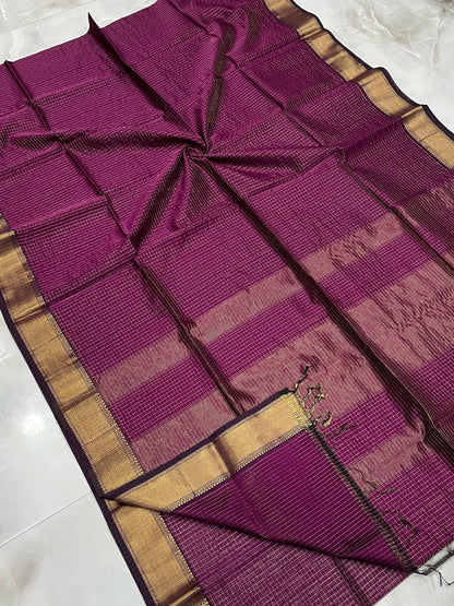 Maheshwari Handwoven Zari Checks Saree