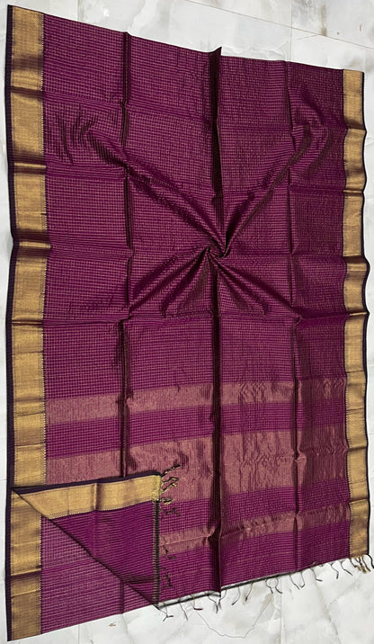 Maheshwari Handwoven Zari Checks Saree